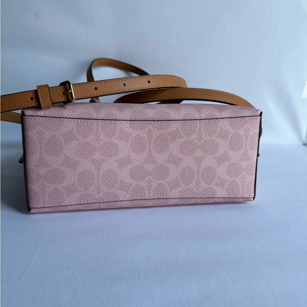 NWT Coach Mollie Tote 25 With Charms Crossbody Bag Gold/Powder pink  Top Handle
